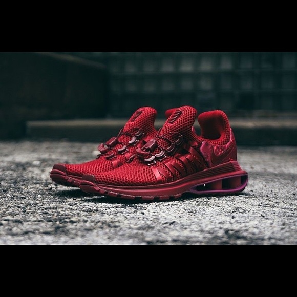 womens red nike shox
